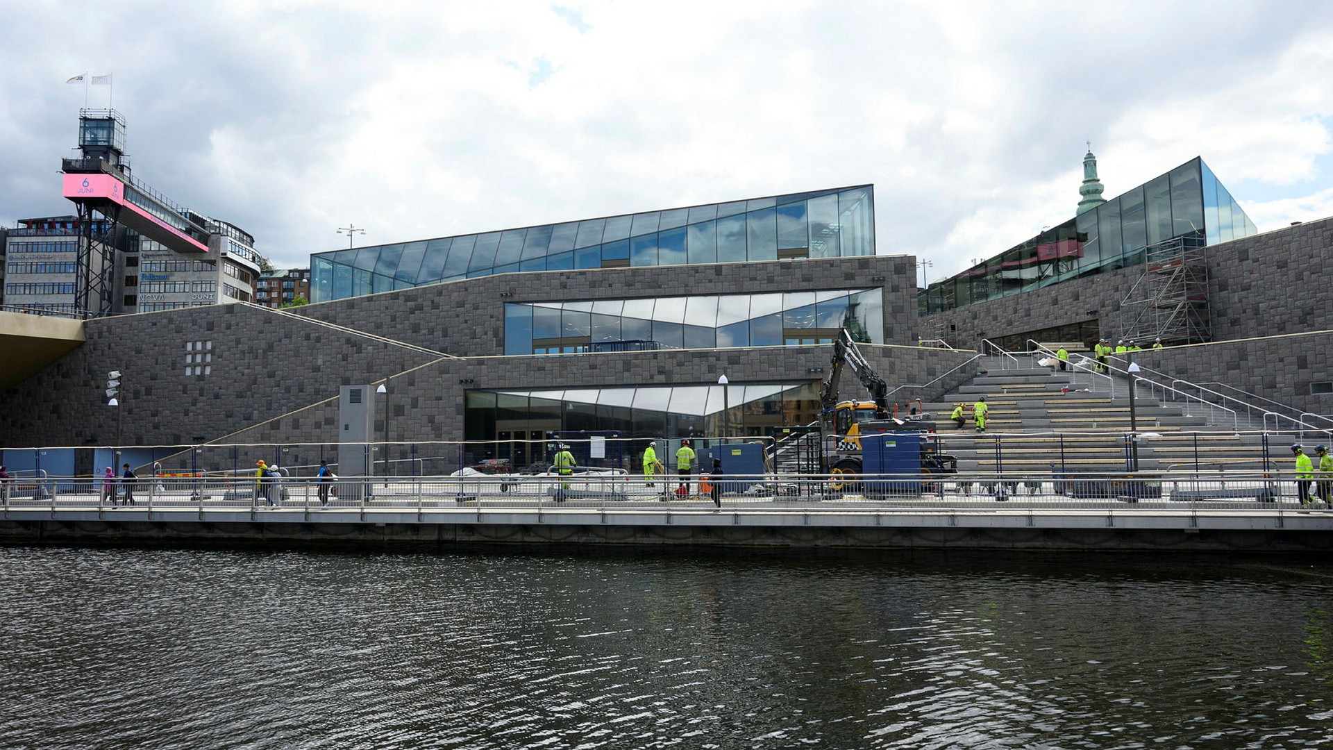 Balkonginglasning i Slussen