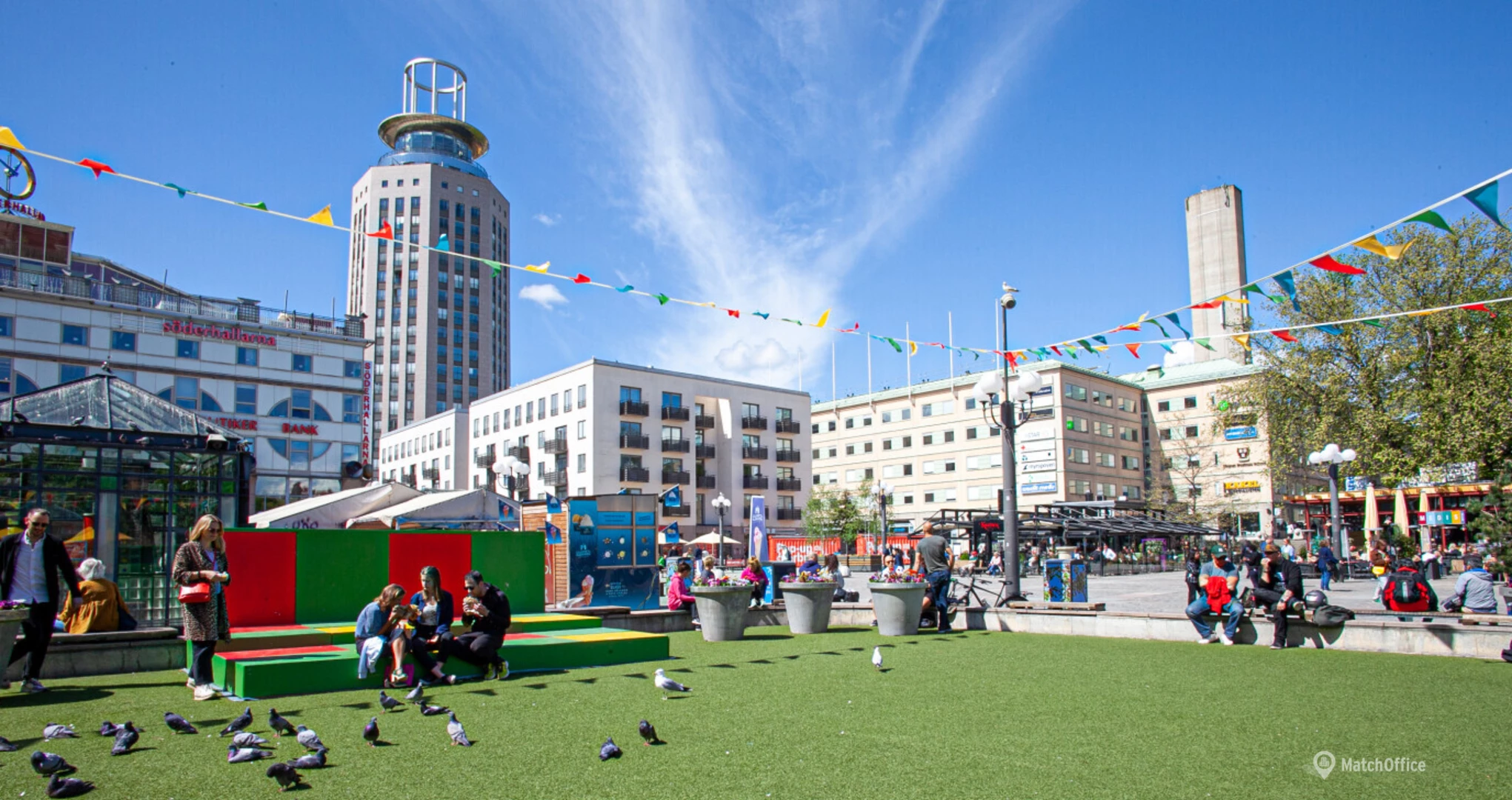 Balkonginglasning i Medborgarplatsen
