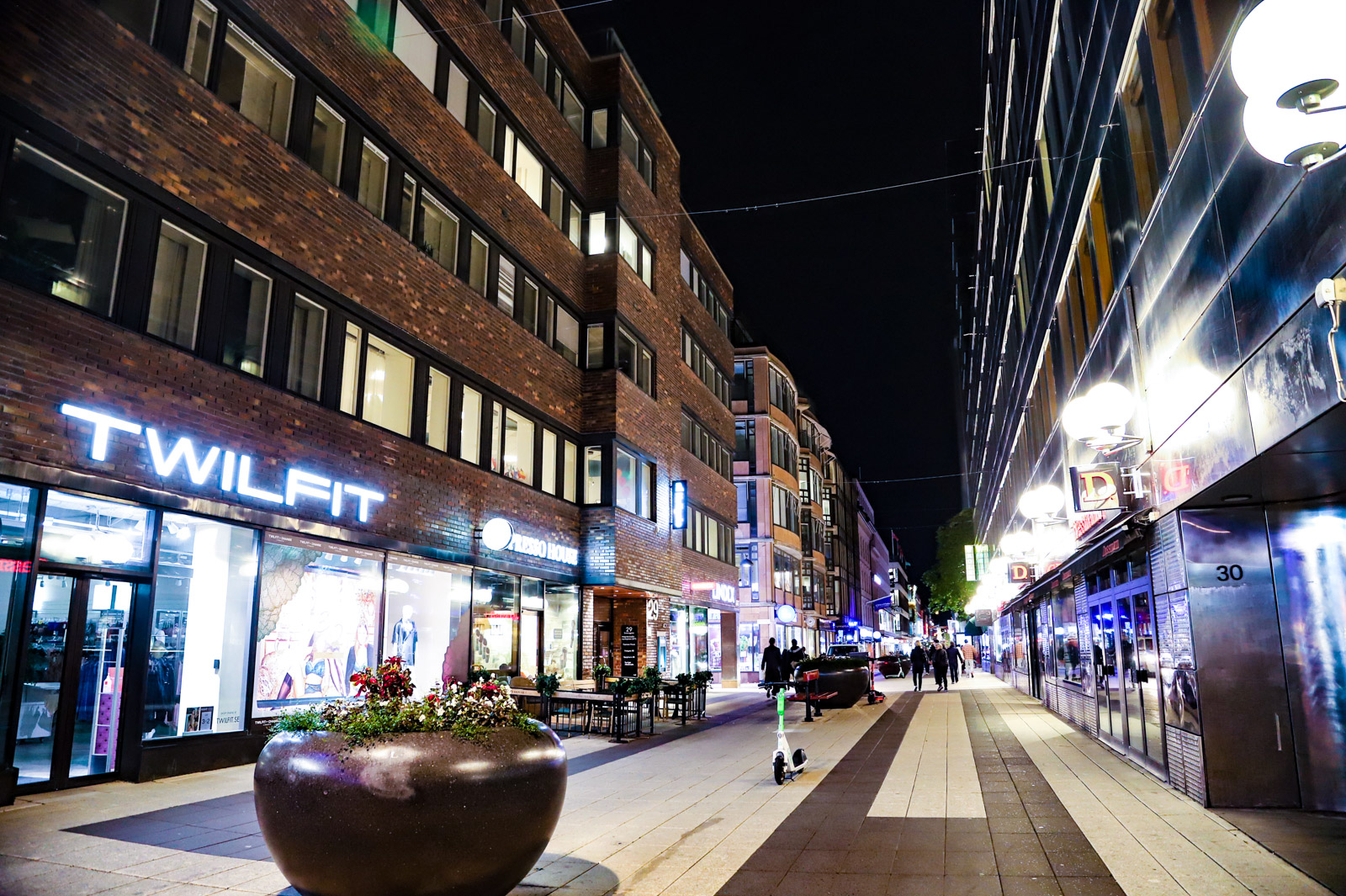 Balkonginglasning i Norrmalm