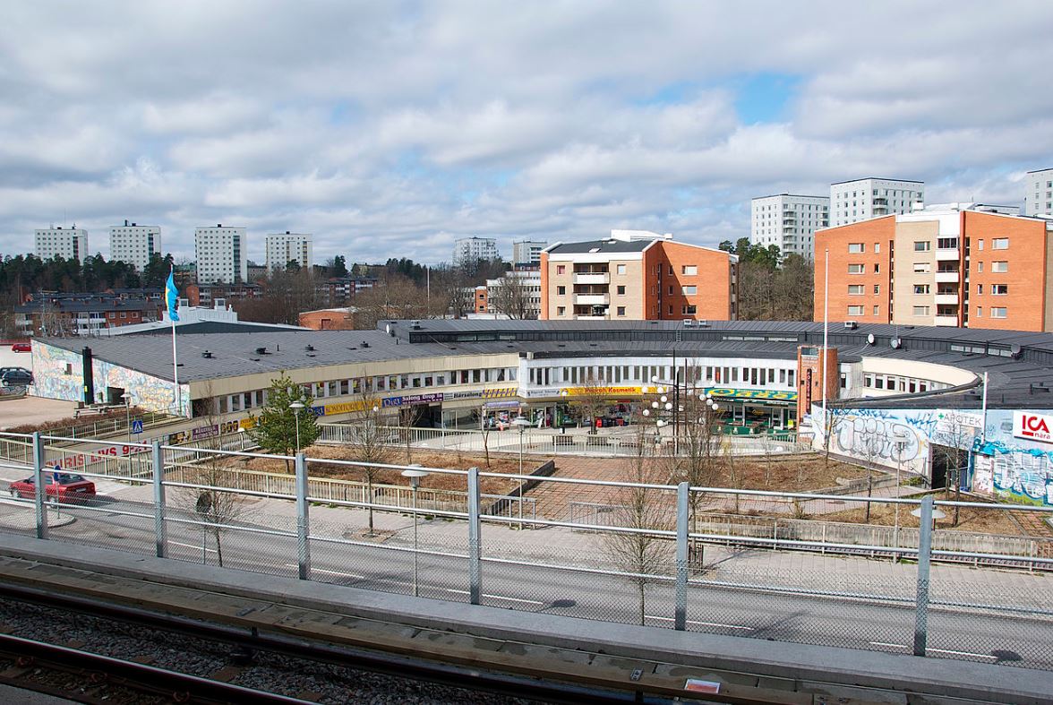 Balkonginglasning i Rågsved