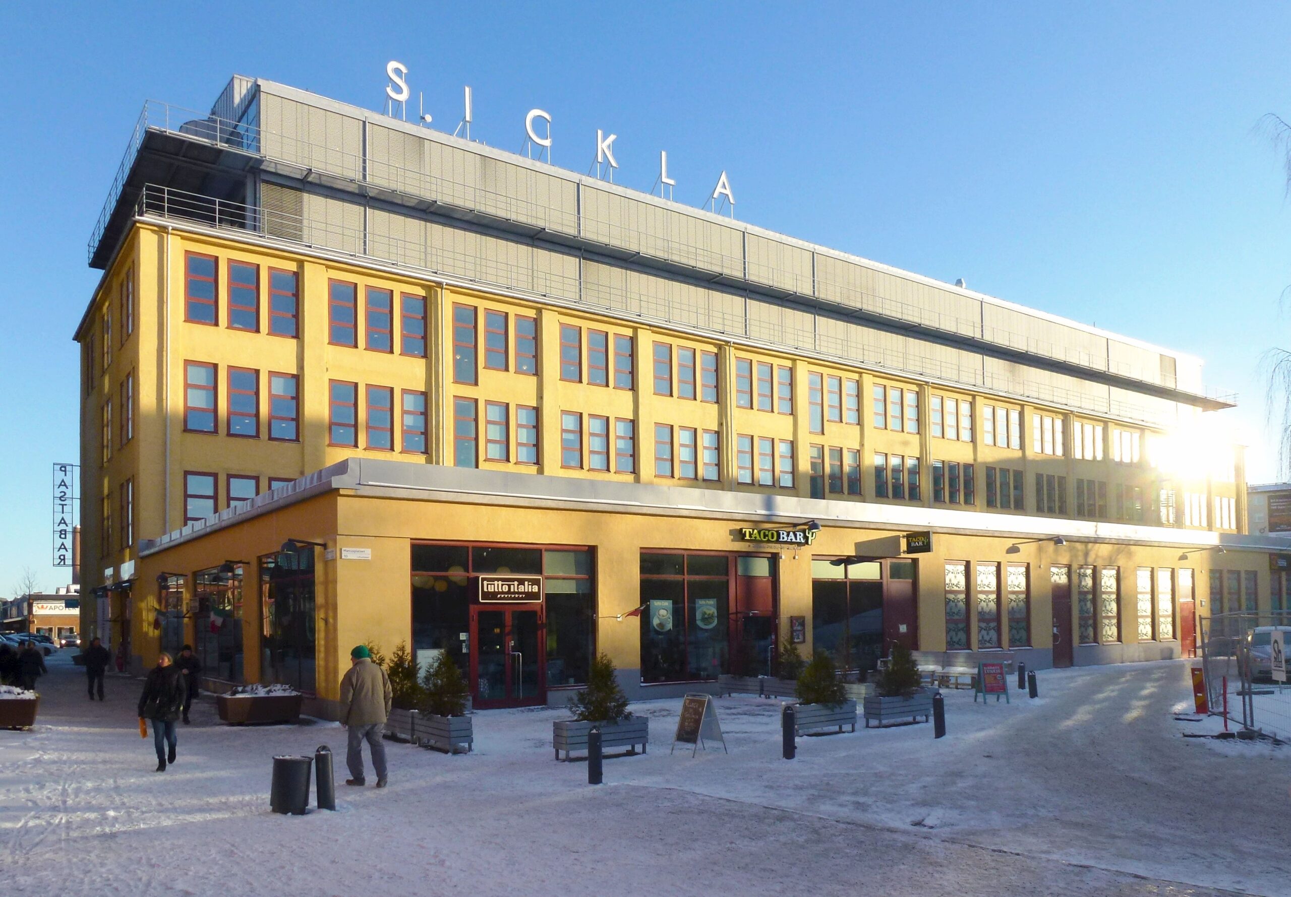 Balkonginglasning i Sickla